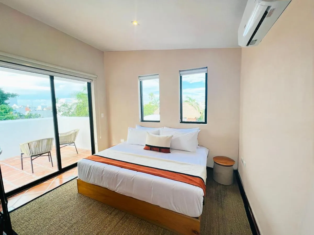 Hotel Aalada Playa Del Carmen
